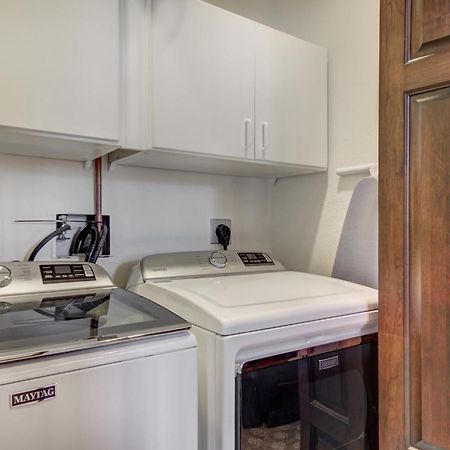 Luxury Ski-In 3 Bedroom Penthouse Inside Pines Lodge, Sleeps 10! Condo Бийвър Крийк Екстериор снимка