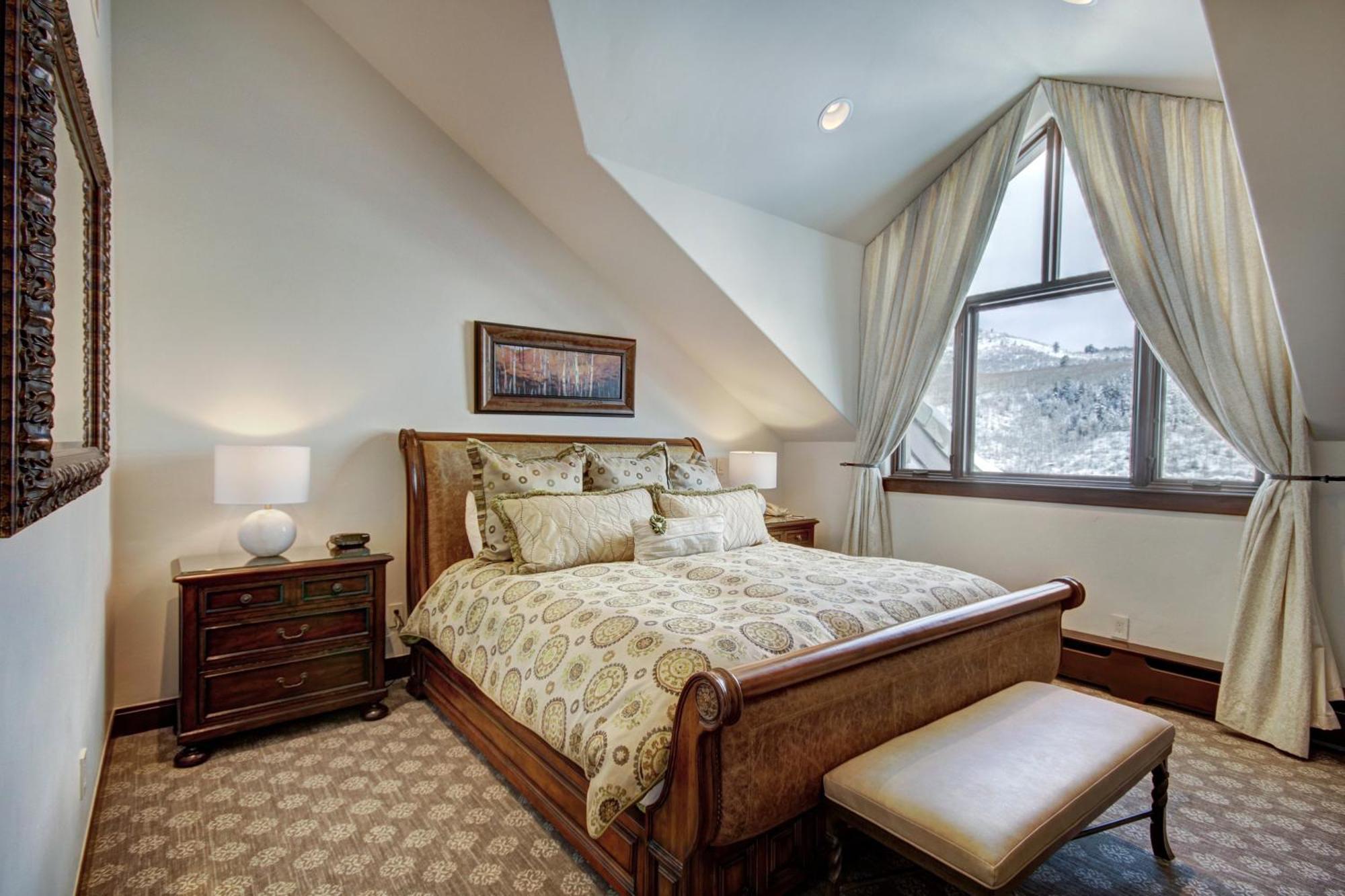 Luxury Ski-In 3 Bedroom Penthouse Inside Pines Lodge, Sleeps 10! Condo Бийвър Крийк Екстериор снимка