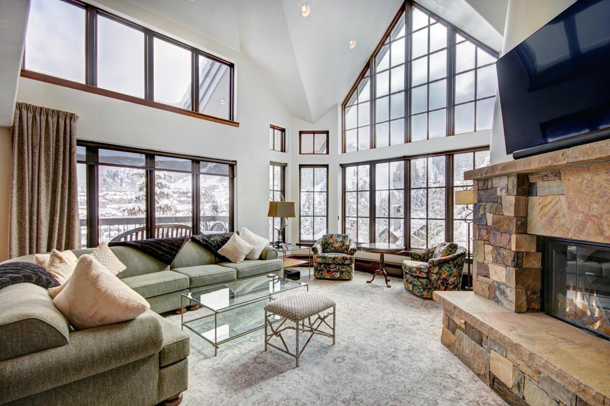 Luxury Ski-In 3 Bedroom Penthouse Inside Pines Lodge, Sleeps 10! Condo Бийвър Крийк Екстериор снимка